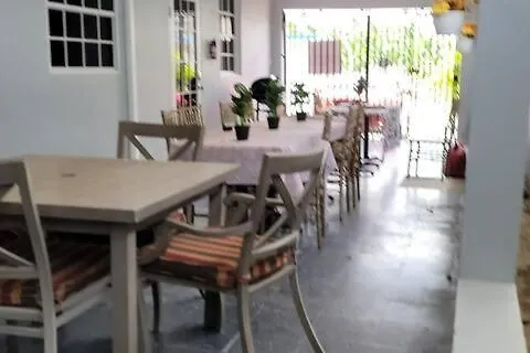 Remodeled & Very Cozy Sleeps 12 Near Casa Bacardi, Center Unit Catano 푸에르토리코