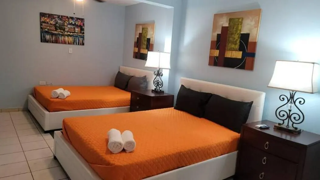 아파트 Remodeled & Very Cozy Sleeps 12 Near Casa Bacardi, Center Unit Catano 푸에르토리코