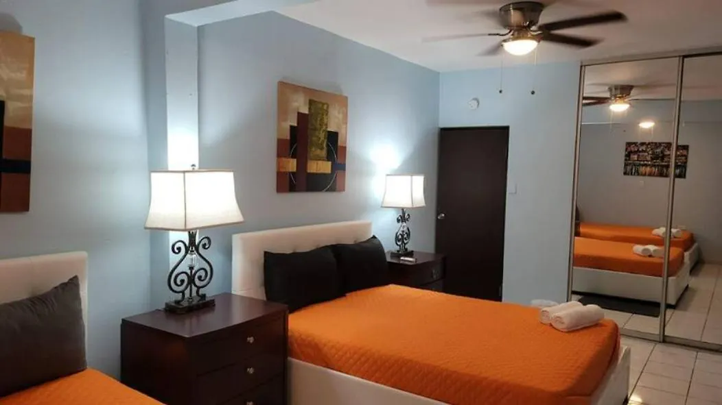 아파트 Remodeled & Very Cozy Sleeps 12 Near Casa Bacardi, Center Unit Catano